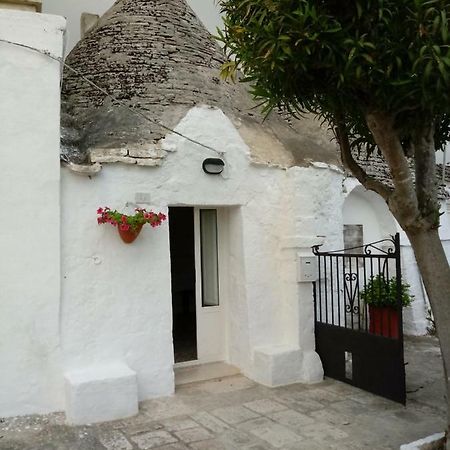 Casa Vacanza Trullo Lamaddalena Locorotondo Exterior foto